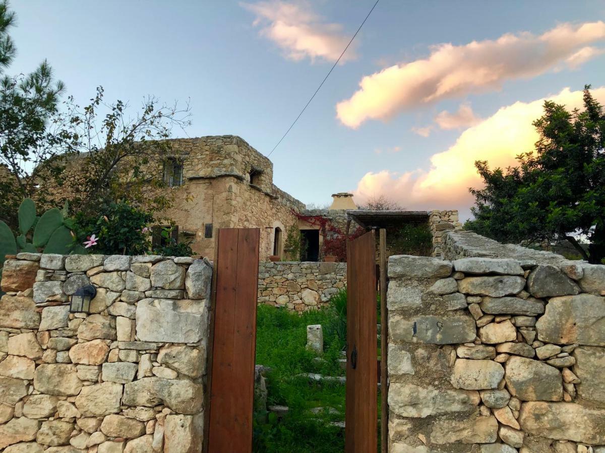 Bendeni Cottage Megala Chorafia Exterior photo